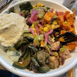 Mediterranean power bowl, tasty