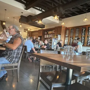Early Friday Crowd