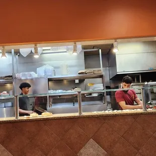 Clear view of kitchen