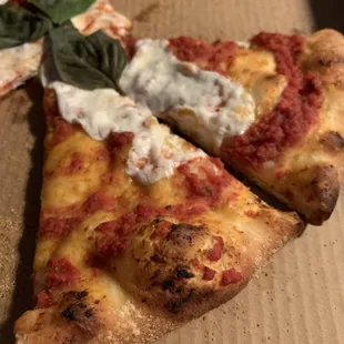 &quot;Pizza&quot;  ????  No sauce, no cheese. Cold.