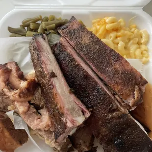 2 Meat Dinner (brisket and ribs, Mac and cheese &amp; green beans)