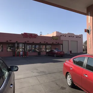 Pic Quik Stores