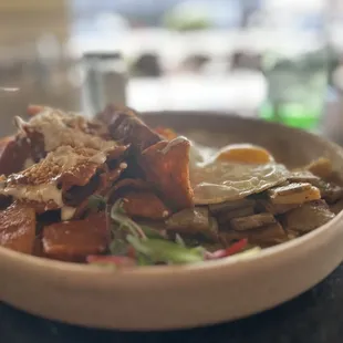 Chilaquiles a la diabla, pork belly
