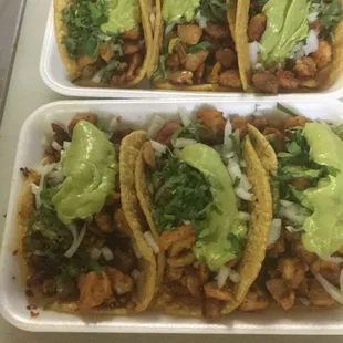 Pollo asado mini tacos