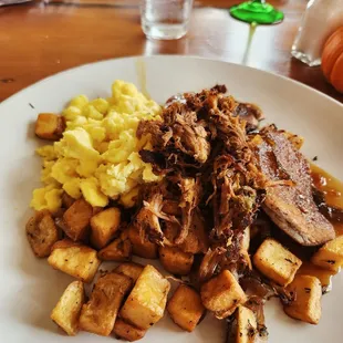 Pulled Pork Benedict