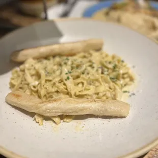 Fettuccine Alfredo