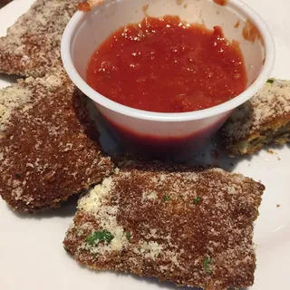 St. Louis Toasted Ravioli