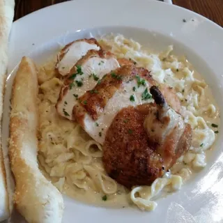 Fettuccine Alfredo