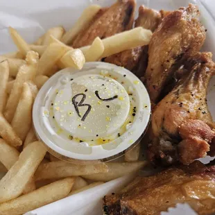 Lemon Pepper wings with fries