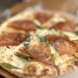 Roasted apricot, wild spring onion, fontina, mozzarella, speck $26