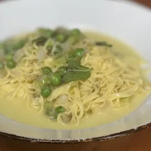 Taglierini w/English Peas, Spring Onion Sofrito, Ricotta Whey &amp; Mint $29