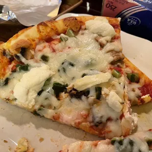 Spinach mushroom Pizza. Forgot the shrooms added celery. Odd. Cheese isn&apos;t melting it&apos;s chunky and very odd.