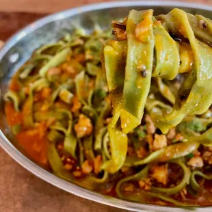 Tagliatelle Verdi con Ragu di Cinghiale Aromatizzato alle Erbe di Campagna e Tartufo. Delicious