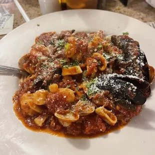 Large portion of spaghetti w/seafood sauce. This was an amazing dish!