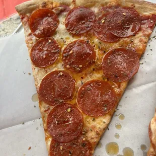 Pepperoni pizza