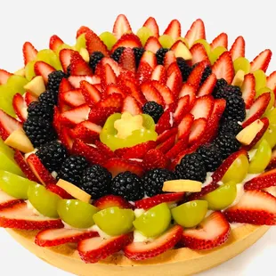a fruit pizza
