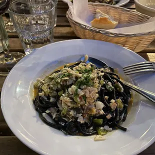 Spaghetti with blue crab meat