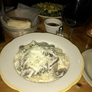 Fettuccine Cacio E Funghi