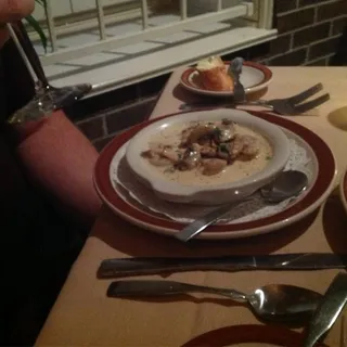 Shrimp & Mushrooms In Cream Sauce