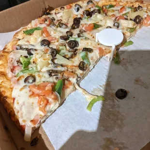 Veggie pizza (forgot to take a pic before eating!)