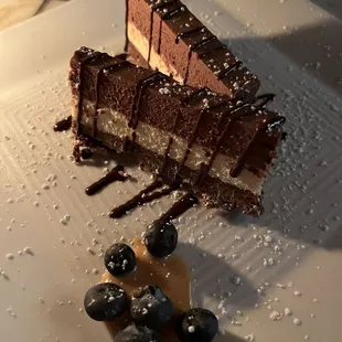 Chocolate mousse cake