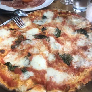 Margerhita Pizza