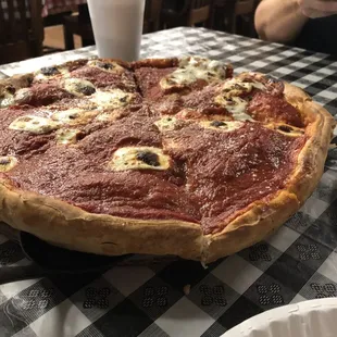 Deep dish Hawaiian pizza