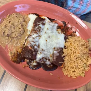 Mole Enchiladas