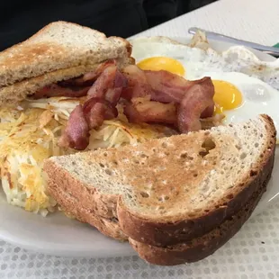 Eggs Bacon Hashbrowns Wheat Toast
