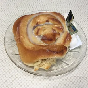 Cinnamon Roll ($2.95)