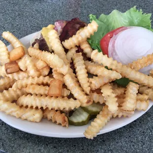 1/3 lb. Cheeseburger &amp; crinkle cut fries