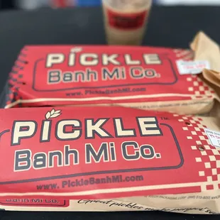 #1 Đặc Biệt/Classic &amp; #2 Bò Nướng Xã/Lemongrass Beef.