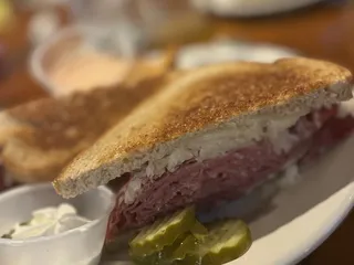 O'Keefes Irish Pub & Restaurant