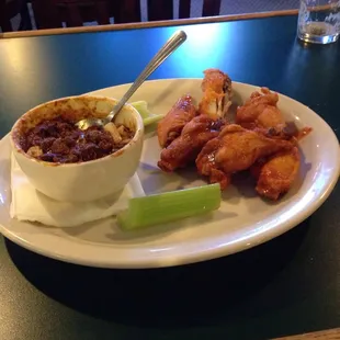 Wings and chili happy hour