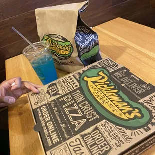 Picklemans pizza box