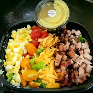 Smoked turkey cobb salad