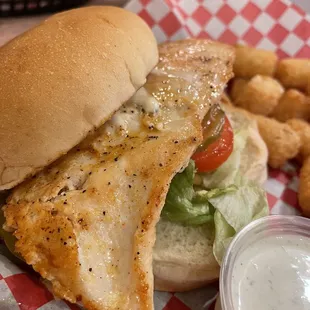 ( JUICY ) Grilled Chicken sandwich