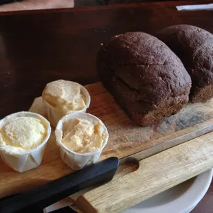 Complementary bread with cinnamon butter