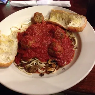 Spaghetti and meatballs
