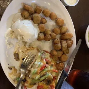 Pickel 's Smothered Chicken