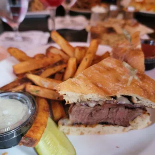 Pickwick & Frolic Restaurant and Club