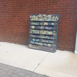 Prices and events sign