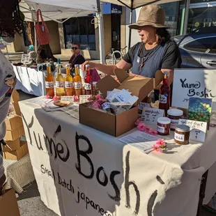 Holiday Makers Market