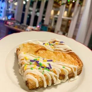 King cake ooey gooey