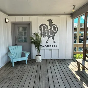 Outside area near ordering