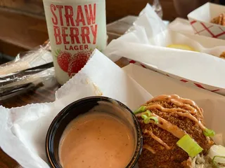 Linney Breaux's Cajun Eatery