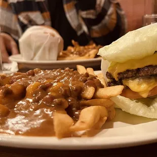 Big Ben, lettuce-wrapped (no spread or onion) + chili cheese fries...delicious