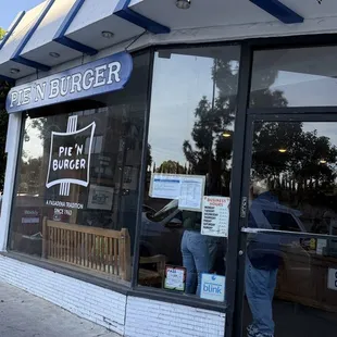 Classic old school burger place
