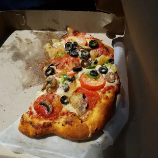 Small hot fresh made Assembly line PIZZA..my choice of topping and as many as I want..nommm