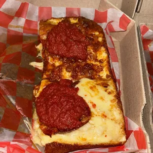 food, pizza